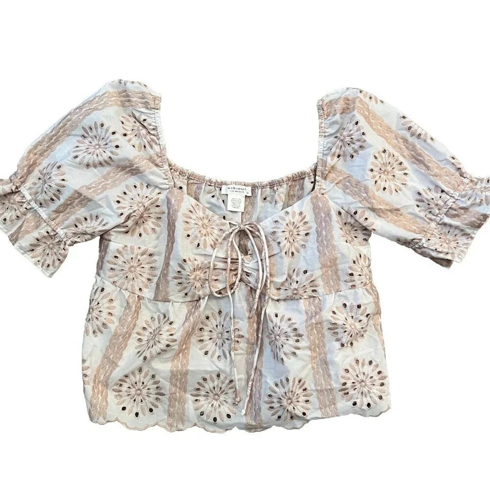 Kirious Women’s Embroidered Sweetheart Neckline Blouse Size Large Eyelet Rose